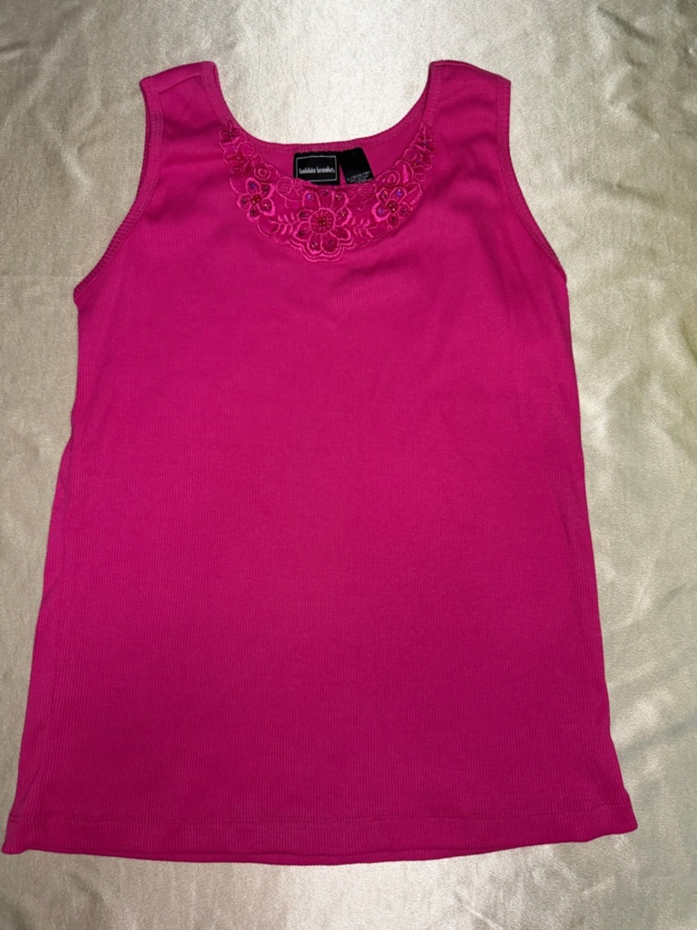 Bobbie Brooks Fuchsia Ribbed Tank Top Floral Applique and Sequins Large NWOT